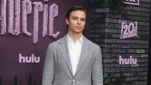 Monsters-acteur Nicholas Alexander Chavez verwijdert bloederige Halloween-post na kritiek